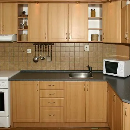 Chata Barborka Отель Лоучна-под-Клиновцем