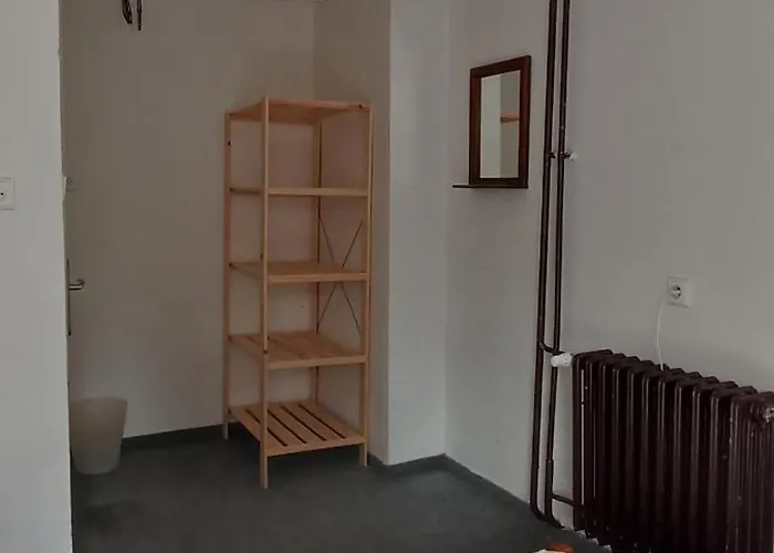 Chata Barborka فندق Loučná pod Klínovcem